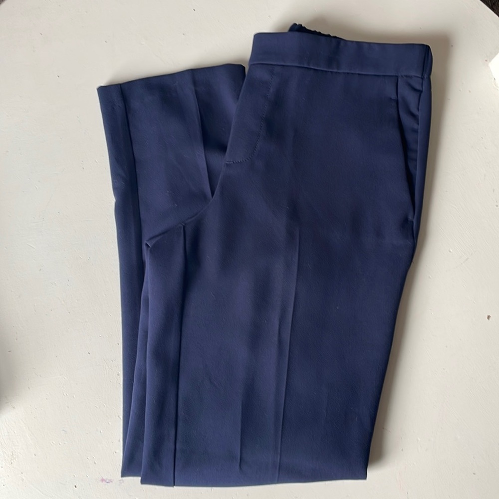 Old Navy Size 8 navy blue dress pants